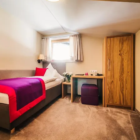 Hotel Dr Otto Murr 4*